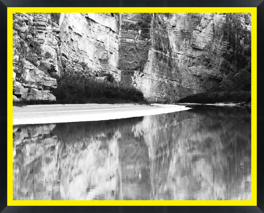 D33389 — Super 8 headboard artwork, Texas