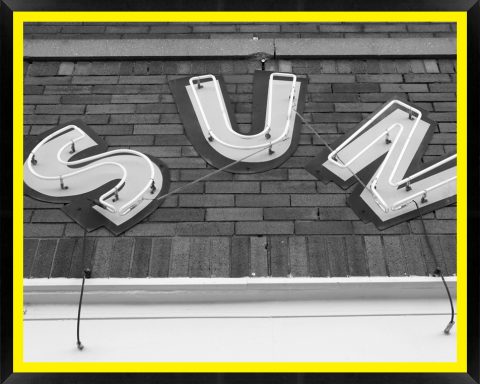 D02927 — Super 8 headboard artwork, Tennessee