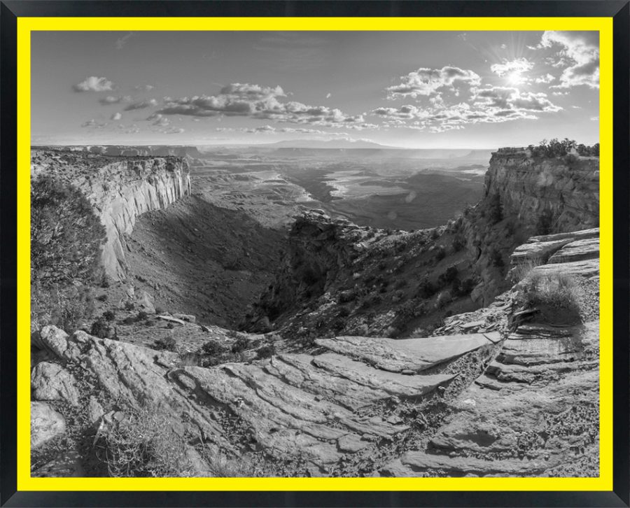 D65136 — Super 8 headboard artwork, Utah